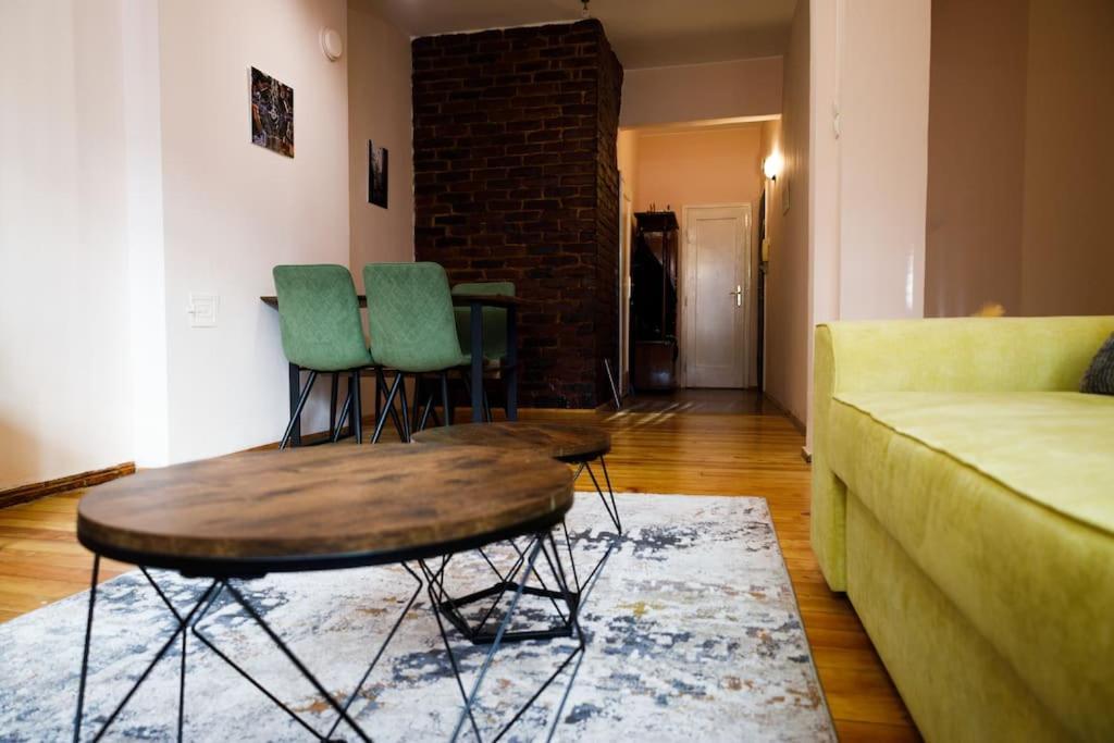 Daire A Gem In The Heart Of 1bdr Str Slavyanska Sofya